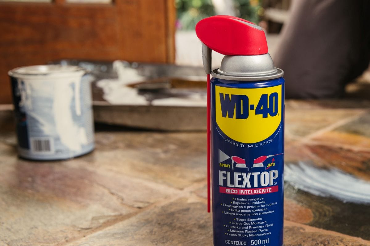 como preparar peças metálicas para pintura artesanal com wd 40