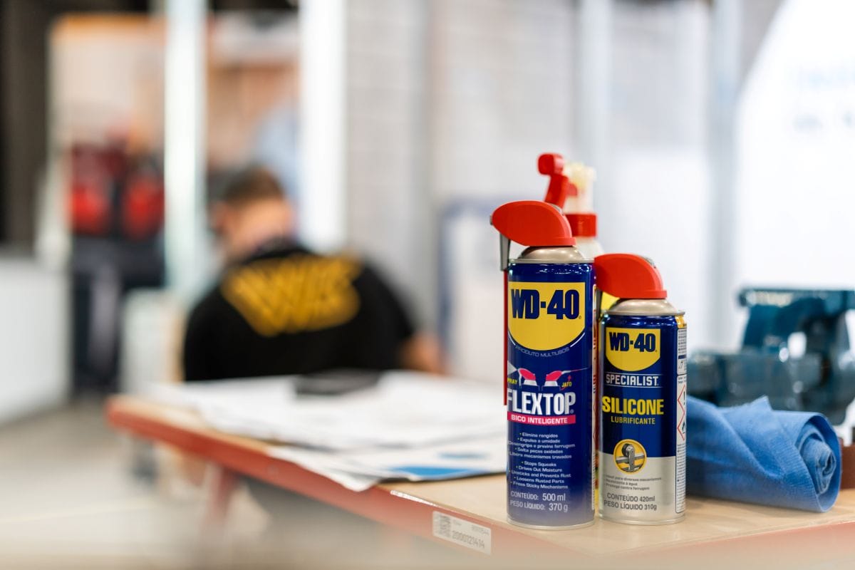 wd 40® produto multiusos ou wd 40® specialist silicone qual usar em cada situação