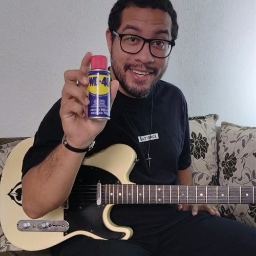 Cordas de Guitarra Infinitas com WD-40