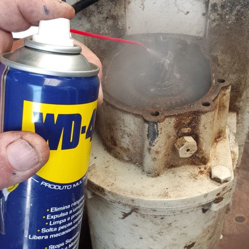 MOEDOR DE ALIMENTOS COM ENGRENAGENS E ROLAMENTOS TRAVADOS  ( POR FERRUGENS )